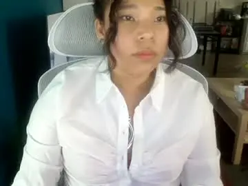 Sheilyn_smith  live sex cam