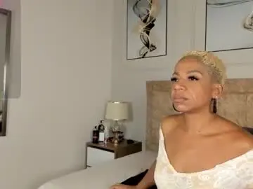 Summer_night_  live sex cam