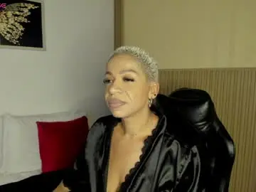 Summer_night_  live sex cam