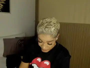 Summer_night_  live sex cam