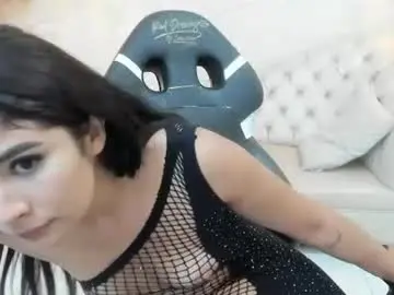 Zoe_kiitty  live sex cam