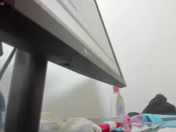 Ellascott7  live sex cam