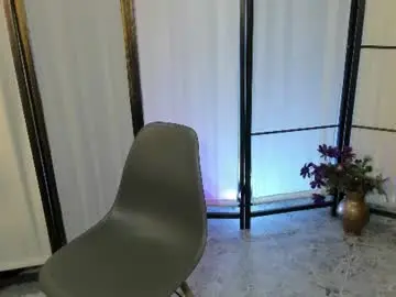 Emmaray3  live sex cam