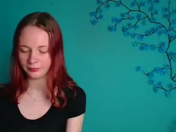 Hinabliss  live sex cam