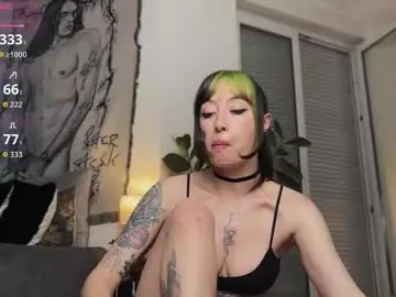 Inkedvvitch  live sex cam