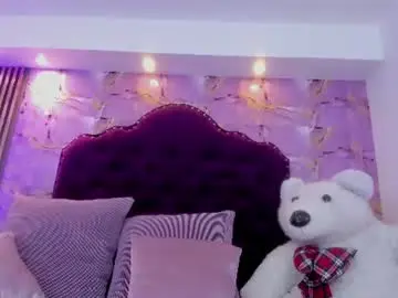 Luna_bloomm_  live sex cam