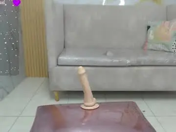 Scarlettt_s  live sex cam