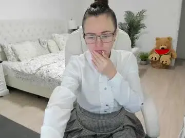 Vika7333  live sex cam