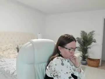 Vika7333  live sex cam