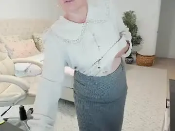 Vika7333  live sex cam
