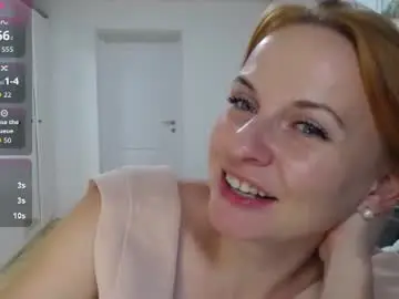 Yummylilya  live sex cam