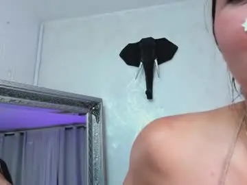 Abby_gee  live sex cam