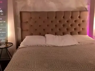 Creepy_kittyy  live sex cam