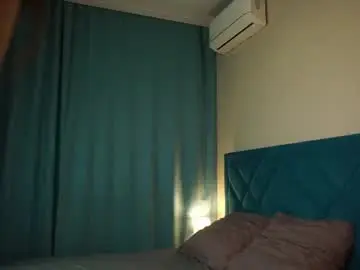 Helkerestyn  live sex cam