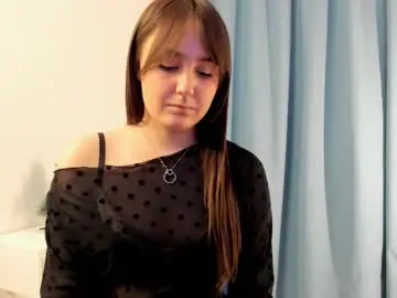 Irahouskeeper  live sex cam