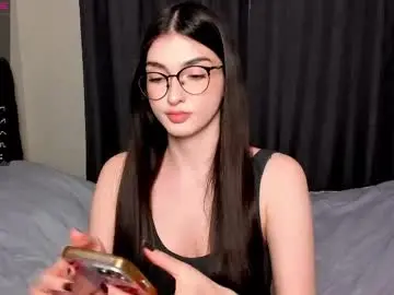 Leila_4ever  live sex cam