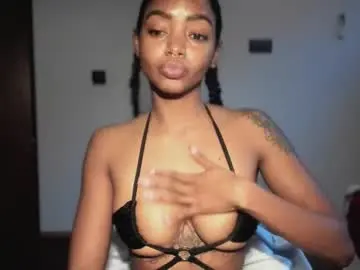 Lexy_squirt_queen  live sex cam