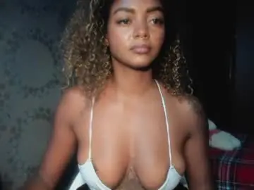 Lexy_squirt_queen  live sex cam
