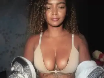 Lexy_squirt_queen  live sex cam