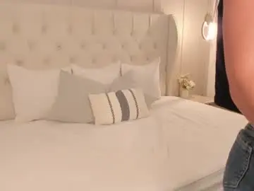 Mia_veggha  live sex cam