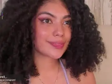 Miss_curazao  live sex cam