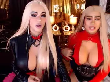 Monstrouscockdiva  live sex cam