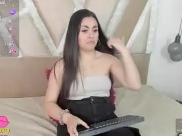 Muriell_69  live sex cam