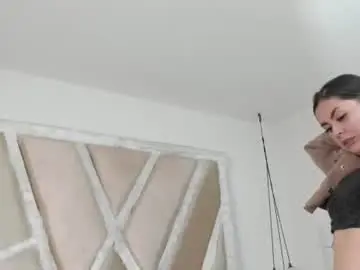 Muriell_69  live sex cam