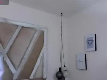 Muriell_69  live sex cam