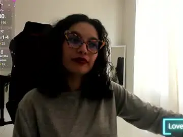 Polybarnett  live sex cam