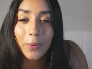 Sara_jonesxx  live sex cam