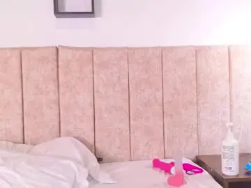 Zoehot11  live sex cam