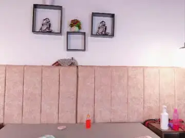 Zoehot11  live sex cam