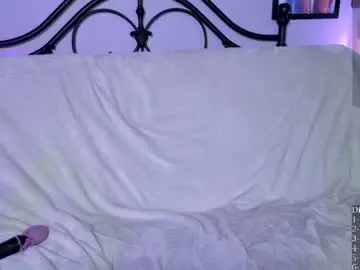Aelastone  live sex cam
