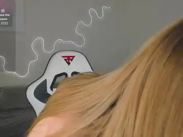 Bella__sss  live sex cam