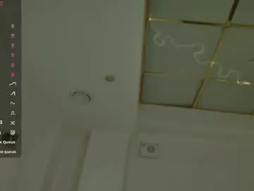 Bella__sss  live sex cam