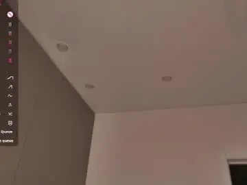 Bella__sss  live sex cam