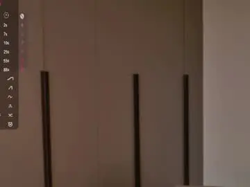 Bella__sss  live sex cam