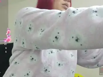Danna_luu  live sex cam