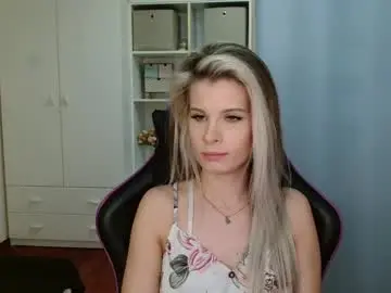 Kristineamore  live sex cam