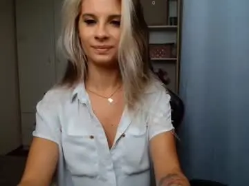 Kristineamore  live sex cam