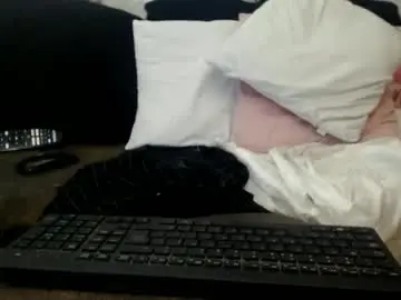 Lariss__  live sex cam
