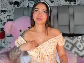 Lucyrosse_  live sex cam