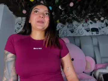 Lucyrosse_  live sex cam