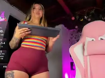 Lucyrosse_  live sex cam