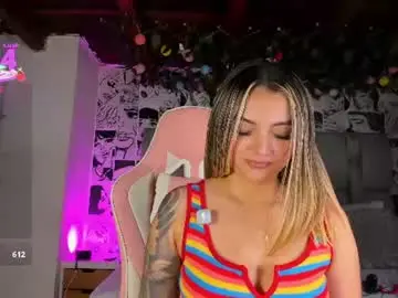 Lucyrosse_  live sex cam