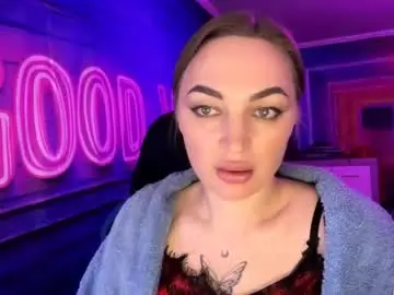 Lunasky1111  live sex cam