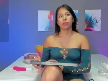 Madissonshakur19  live sex cam