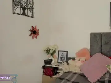 Miss_brunette_  live sex cam