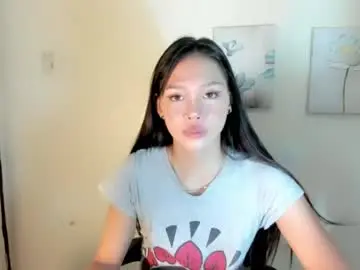 Naughty_maexx  live sex cam